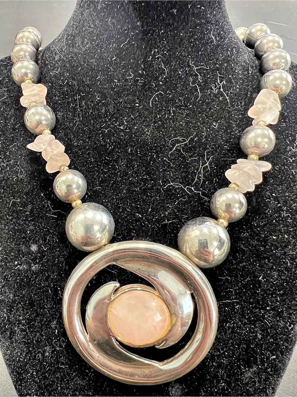 Vintage Dauplaise Silver Tone Rose Quartz Beaded Ball Chain Circle Pendant